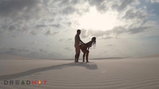 Explorando el Calor Abrasador:   Aventura Amateur en un Desierto de Arena en Brasil