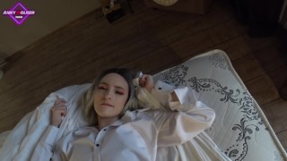 Potente carga de placer: La   experiencia de Anny Walker con la amiga de mi novia